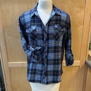 KEREN hart Navy and White Plaid button down shirt. L